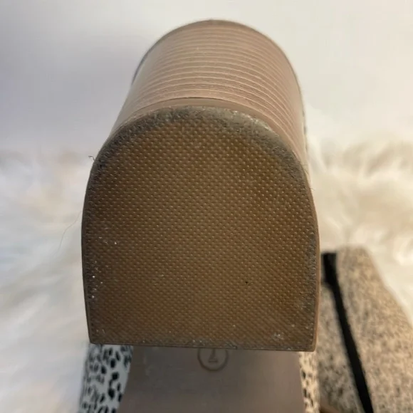 SERRA ANKLE BOOTies SIDE ZIP 3 Inch Heel Accent Angle -7- #0102 - Picture 7 of 9